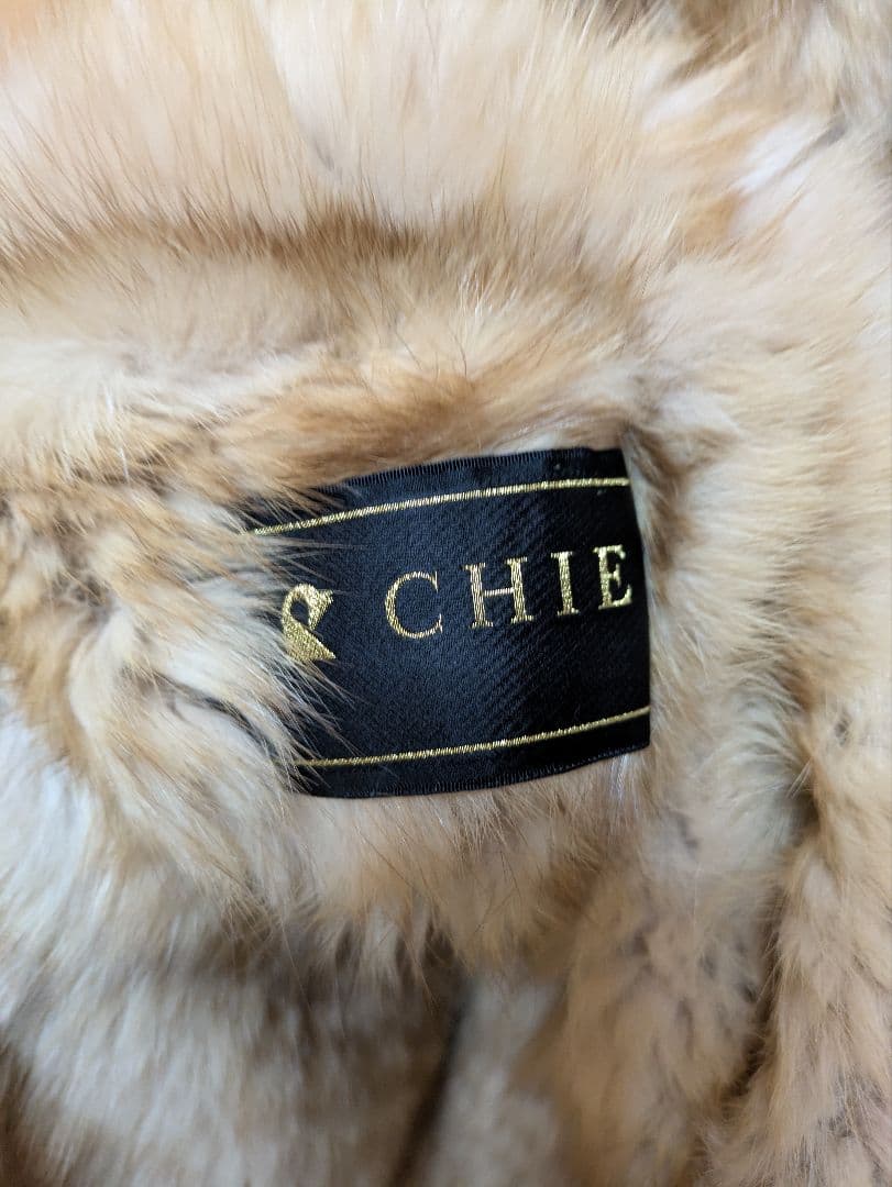 ハーフコート、筒型ベージュファーオープンフロントベスト　ポンチョ