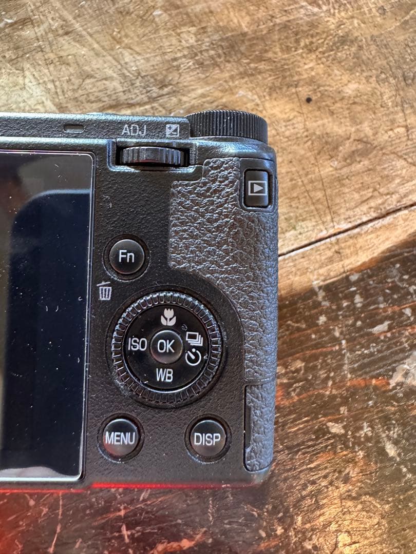 GRIII GR3リコー点検済/ショット数約6000/128GB SD＋ケース付