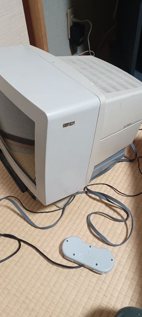 A*n様 PCTV454 ブラウン管テレビ ホワイト NEC