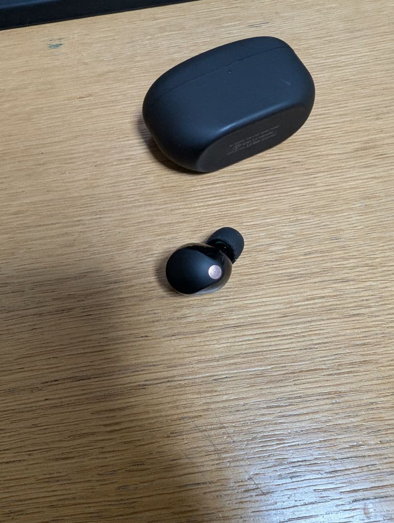 SONY wf-1000xm5 右側のみ ケース付き