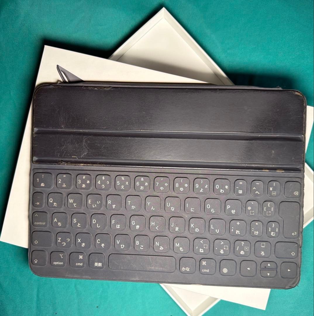 iPad Pro 11 第一世代 256GB Keyboard Folio 付き
