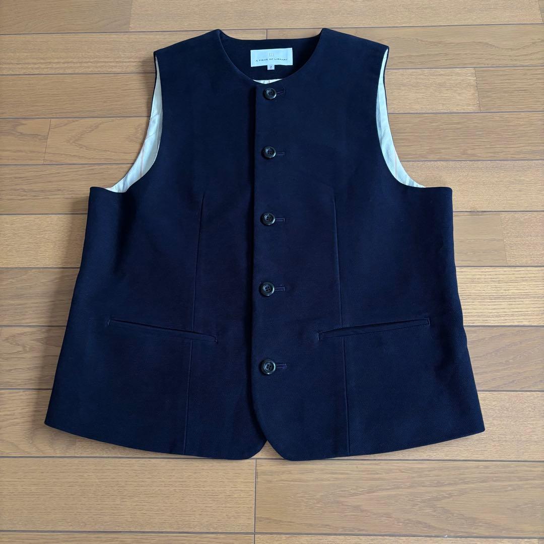 A PIECE OF LIBRARY モールスキン ベスト クラシック サイズ2