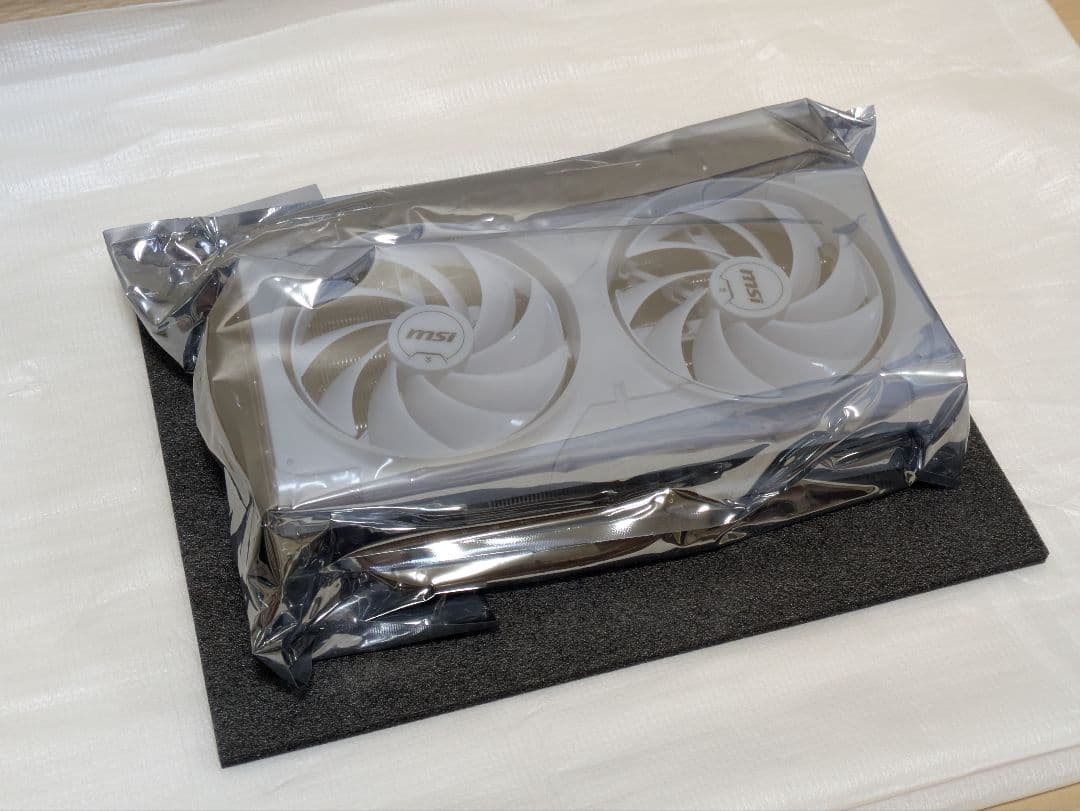 MSI GeForce RTX 5070 VENTUS 2X 本体
