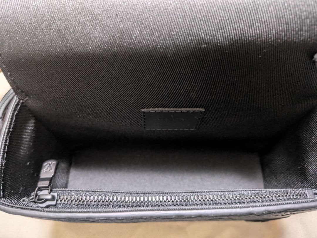 【新品未使用品】LOUIS VUITTON スティーマー M81746