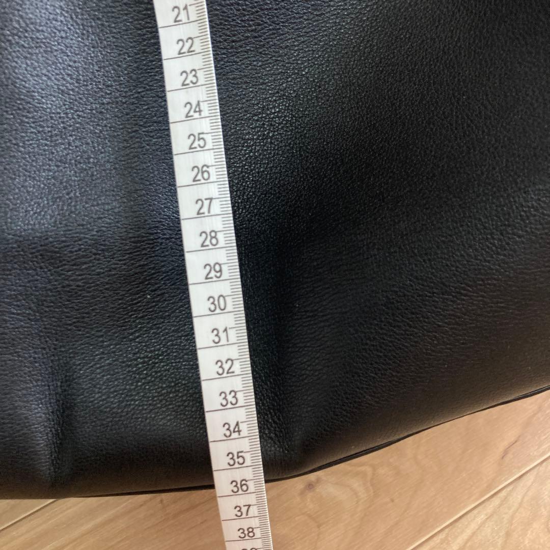 黒レザー ボストンバッグ ゴールド金具