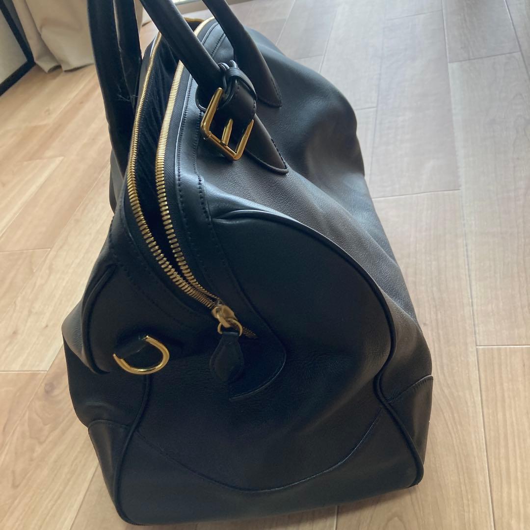 黒レザー ボストンバッグ ゴールド金具