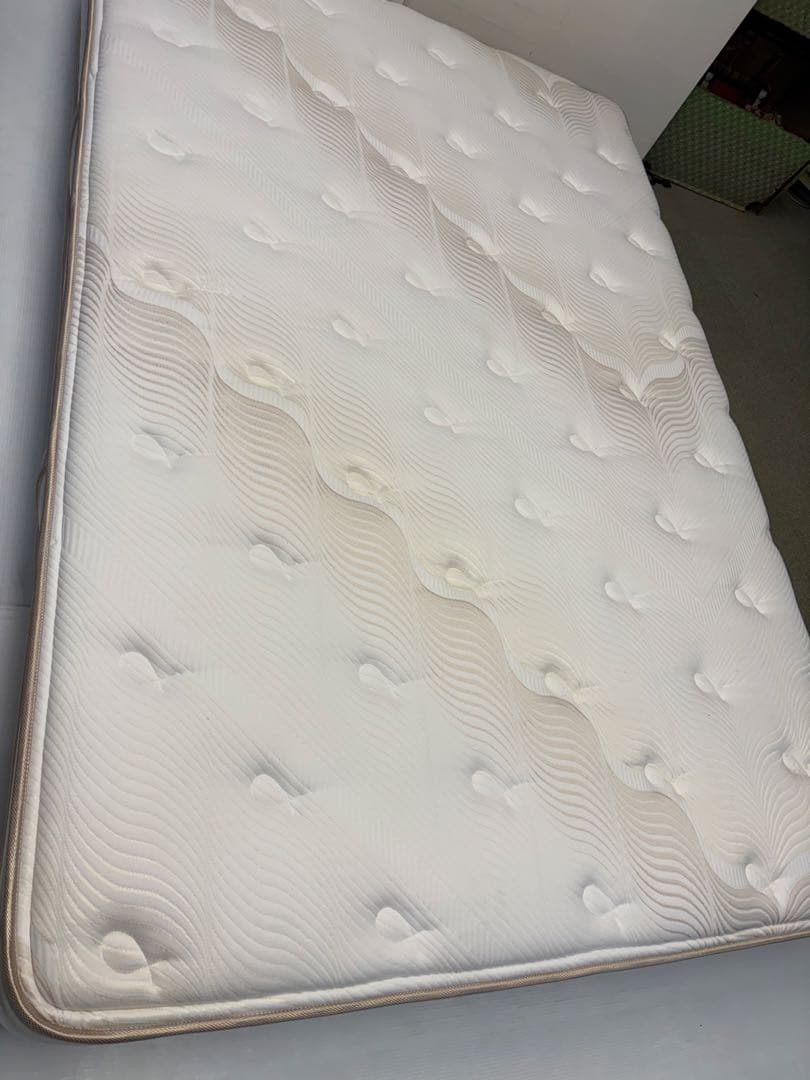 シモンズ　SIMMONS エグゼクティブ　ダブルロングマットレス　高級マット