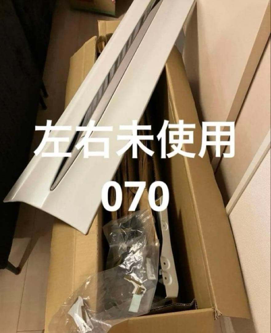 未使用 左右一式　アルファード　ヴェルファイア　サイド　070 モデリスタ　新品