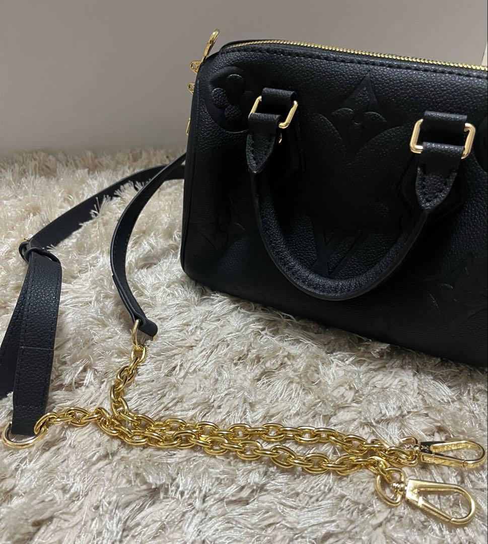 ♡ブラックハンドバッグ