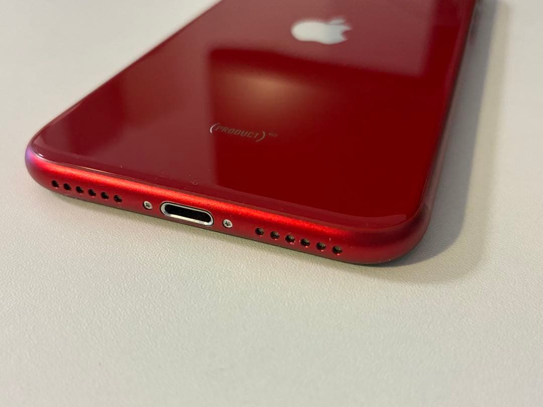 【値下げ交渉可能】 iPhoneSE第3世代 128GBレッド本体