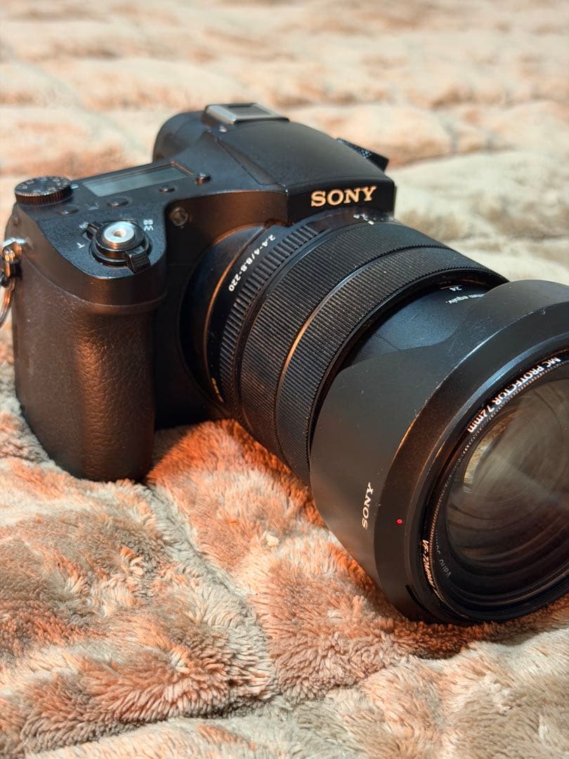 SONY RX10 IV ZEISSレンズ搭載