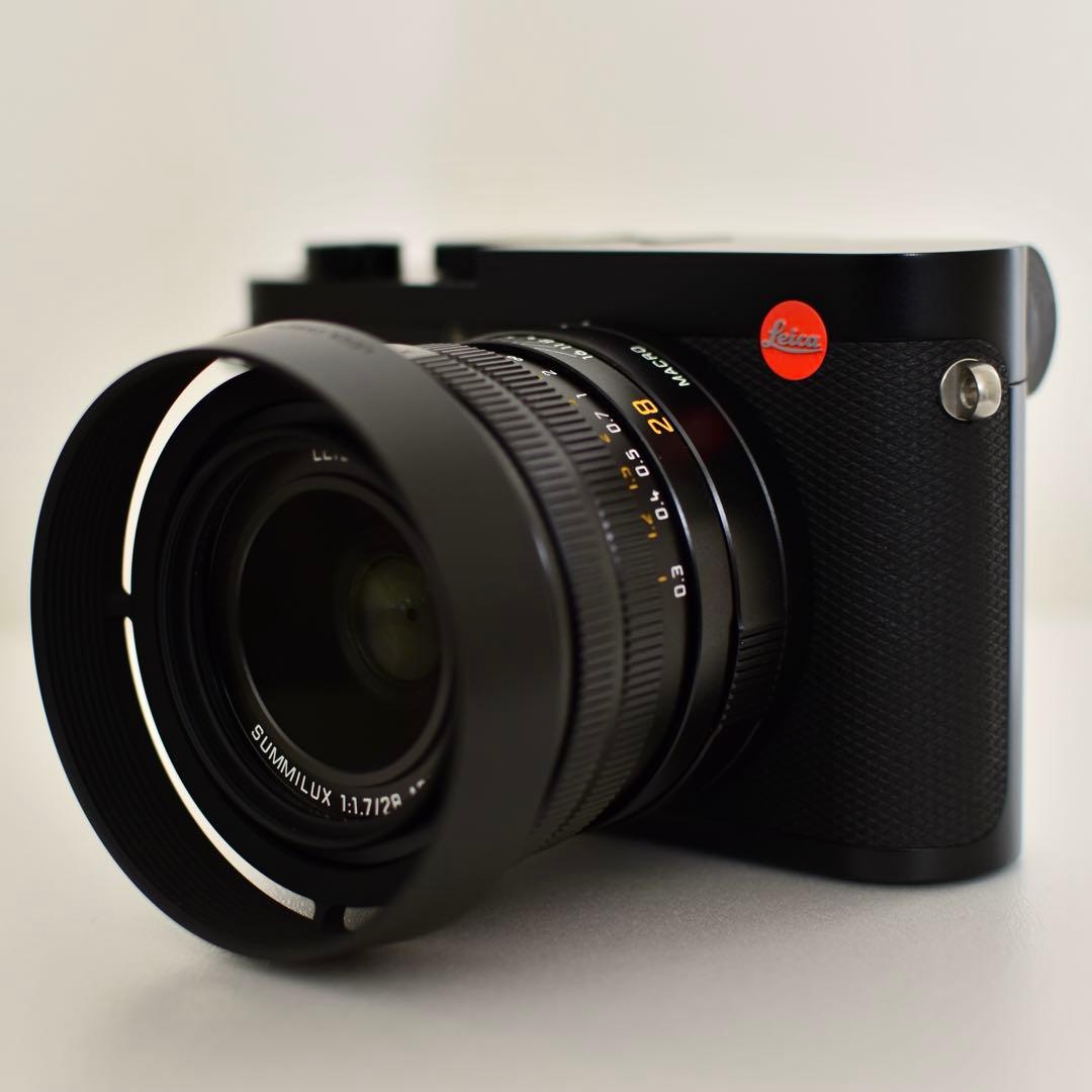 Leica Q2 美品 予備バッテリー 純正サムレスト付き