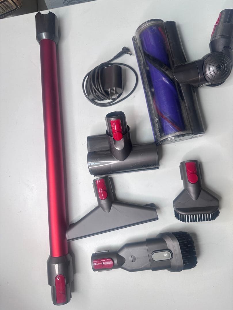 【Dyson/ダイソン】CycloneV10 Fluffy SV12 コードレス