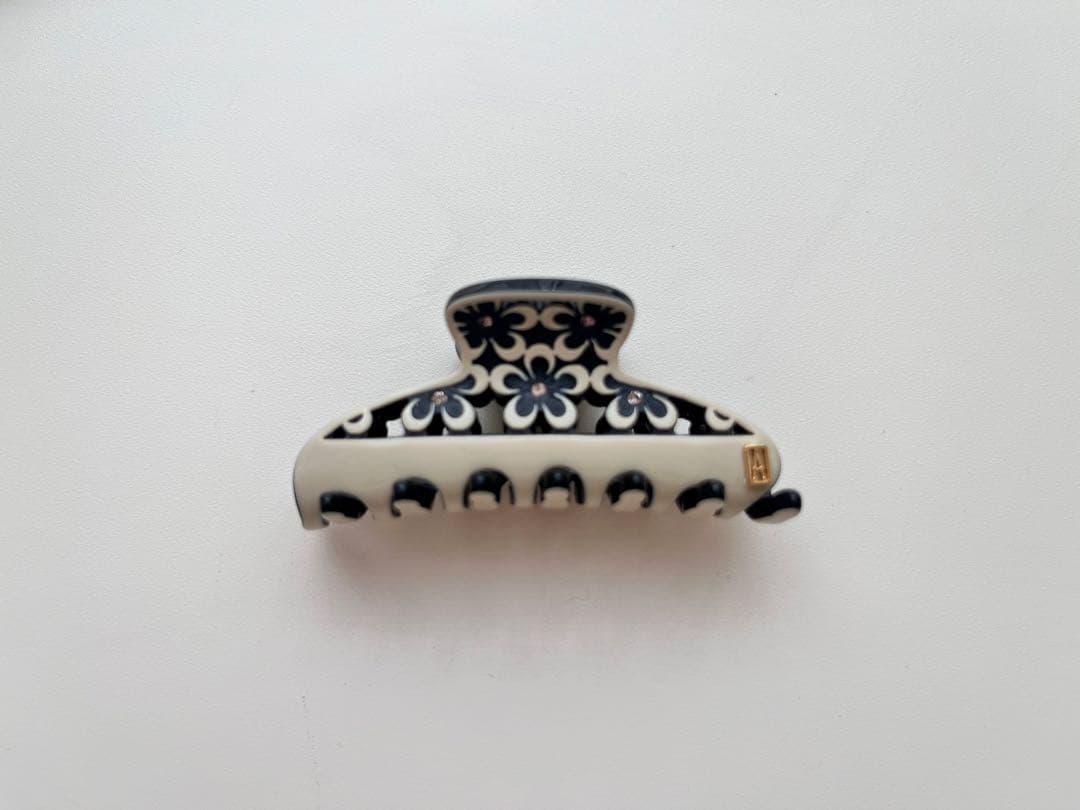 アレクサンドルドゥパリ　ヘアクリップ ベージュ/ブラック 約6cm