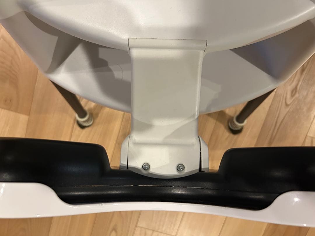 ベビービョルン　ベビー用ハイチェア　ハーネス無