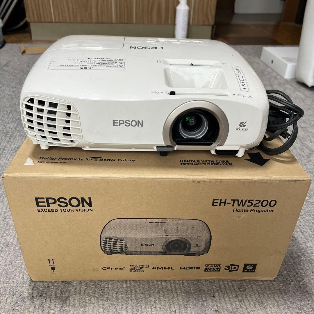 EPSON EH-TW5200 プロジェクター本体・新品ランプ付き