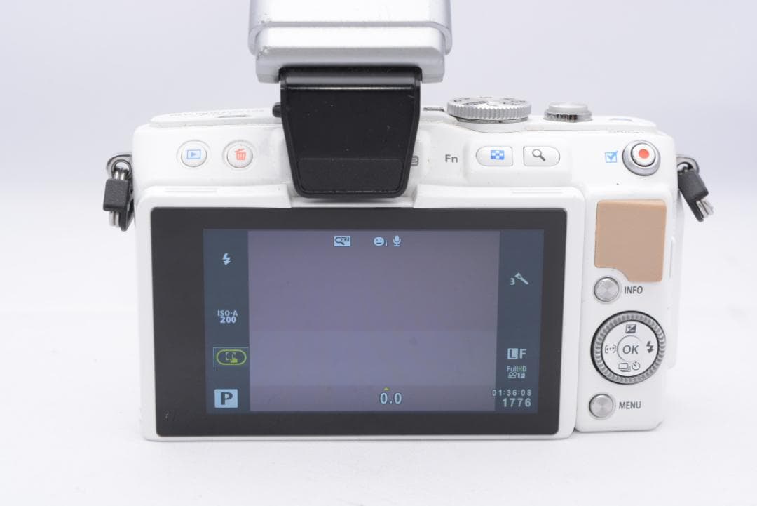 OLYMPUS E-PL5 ボディ オリンパス ミラーレス一眼 ホワイト