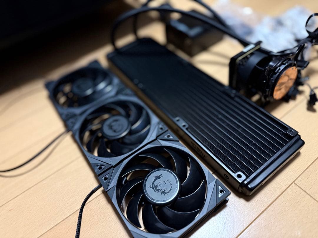 MSI MEG CORELIQUID S360 簡易水冷 CPUクーラー