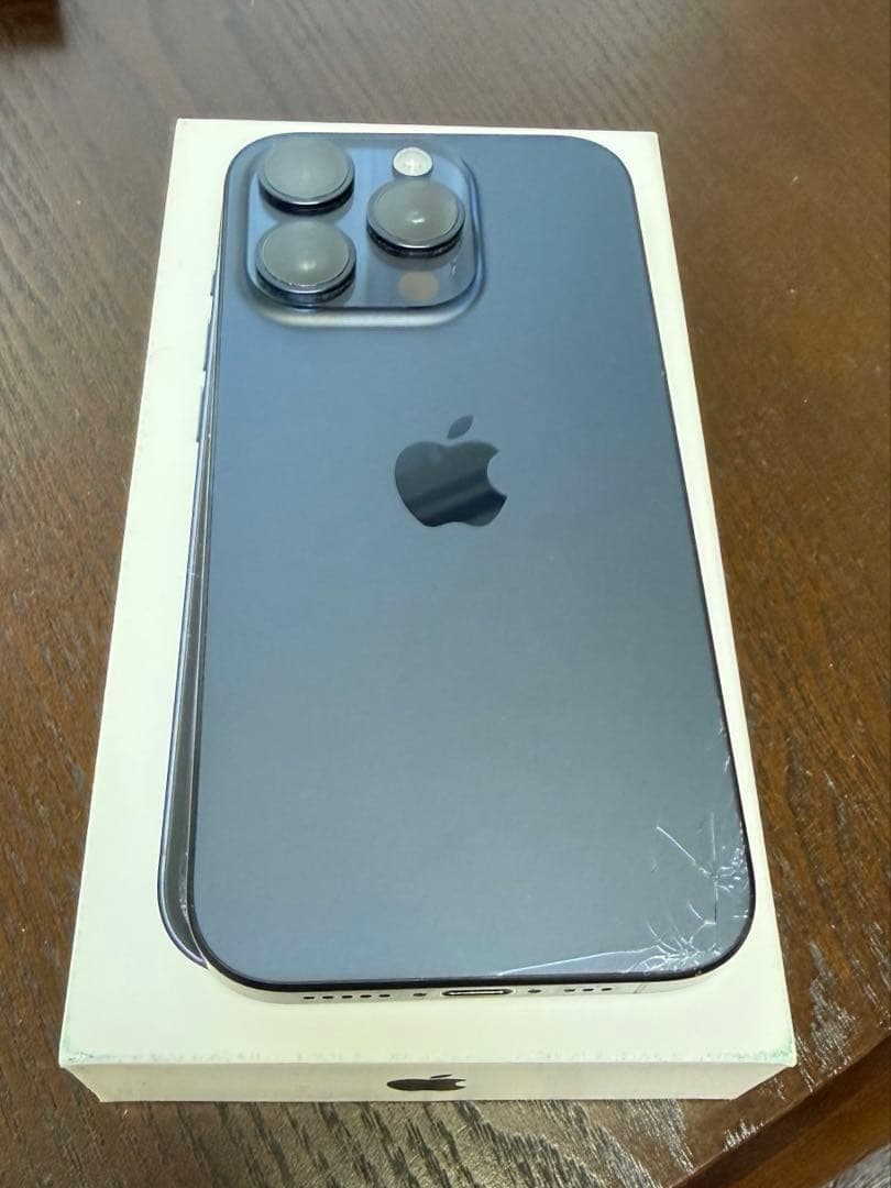 iPhone 15 Pro 256GB SIMフリー　ブルーチタニウム　本体