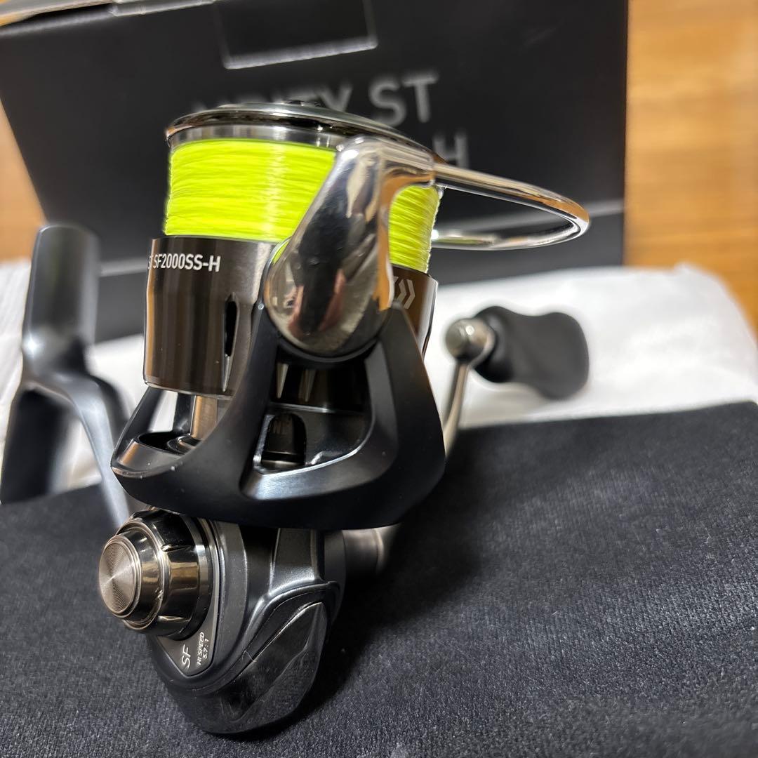 リール 23AIRITY ST SF2000SS-H