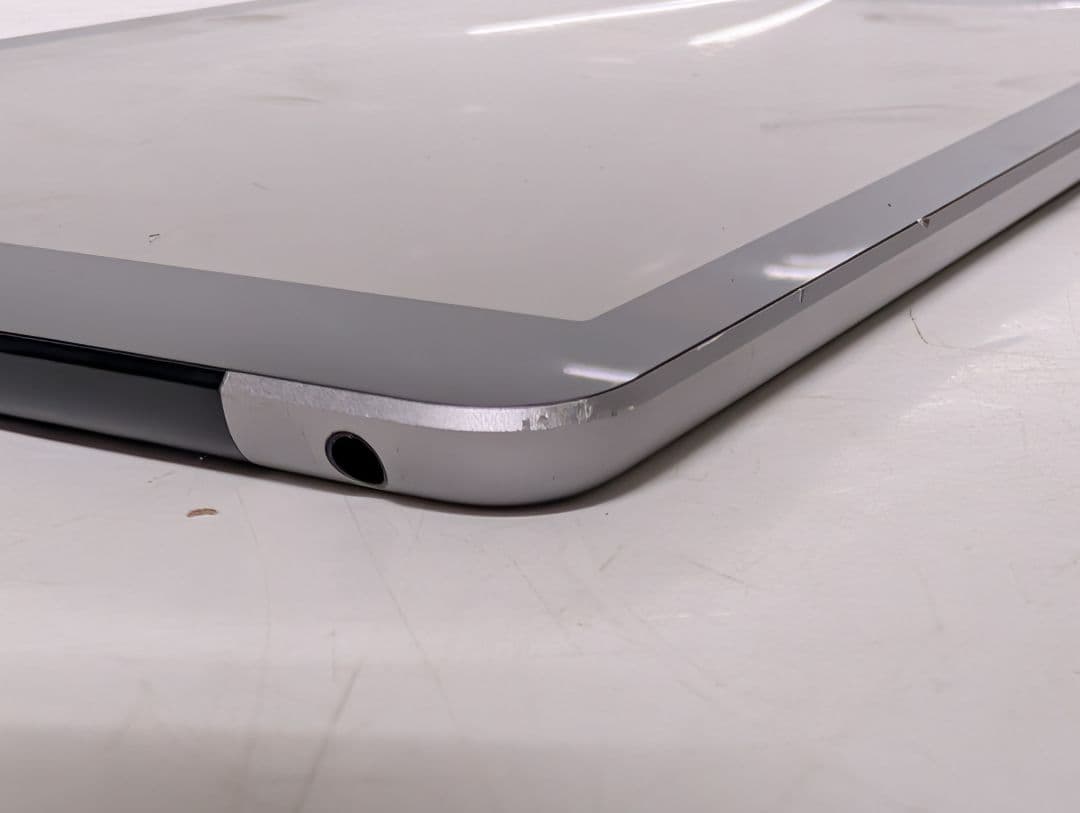 M*y様 iPad　WiFi+Cellularモデル　第6世代　A1954