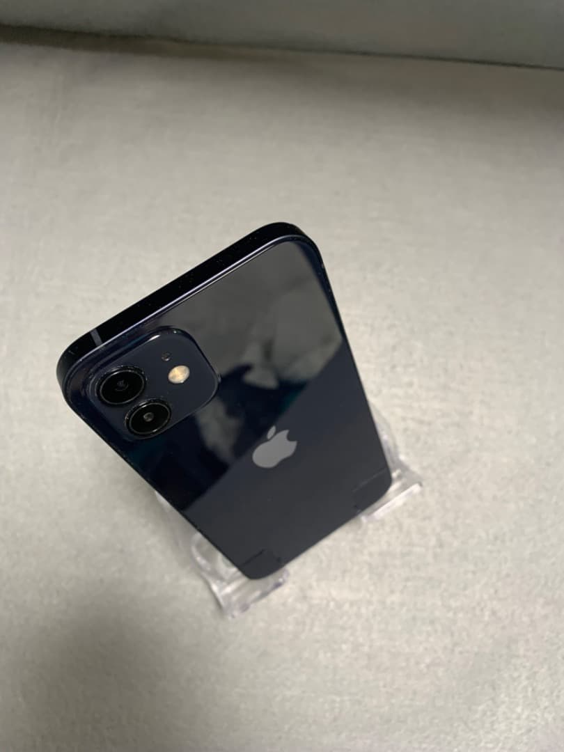 美品 国内版 SIMフリー iPhone12 256GB ブラック色