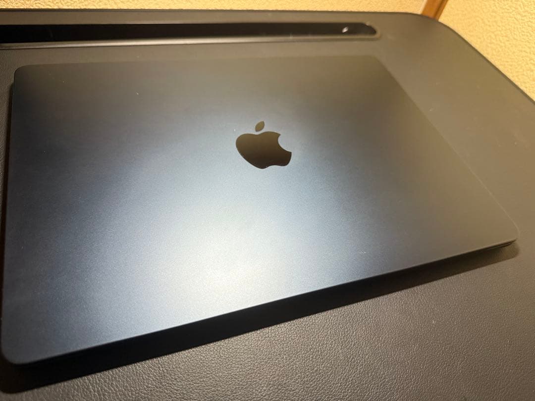 MacBook Air 13インチM2 16GB/1TBミッドナイト【中古】
