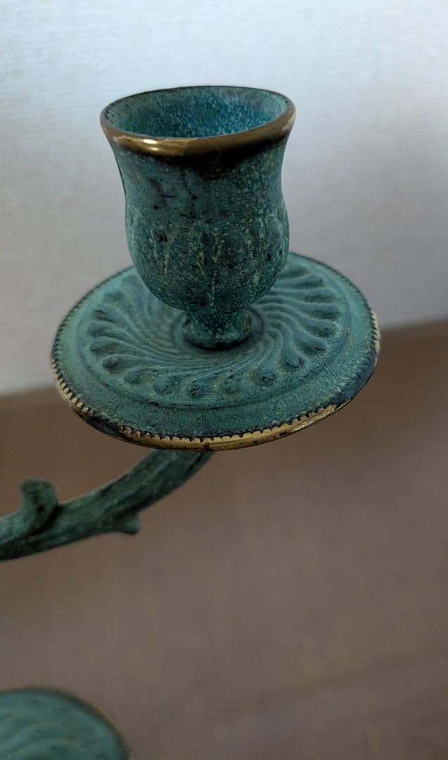 燭台　青銅色 3本アーム 　キャンドルホルダー　イタリアで購入　アンティーク雑貨