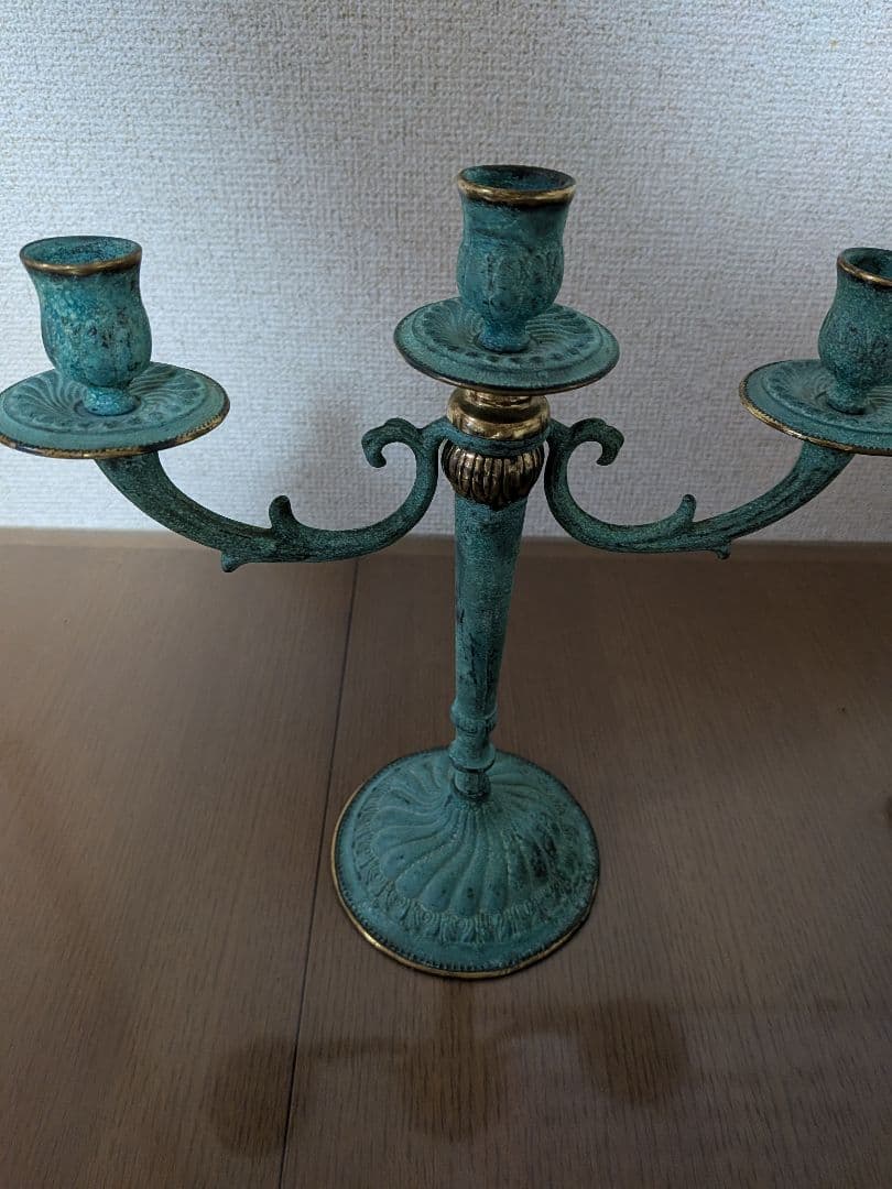 燭台　青銅色 3本アーム 　キャンドルホルダー　イタリアで購入　アンティーク雑貨