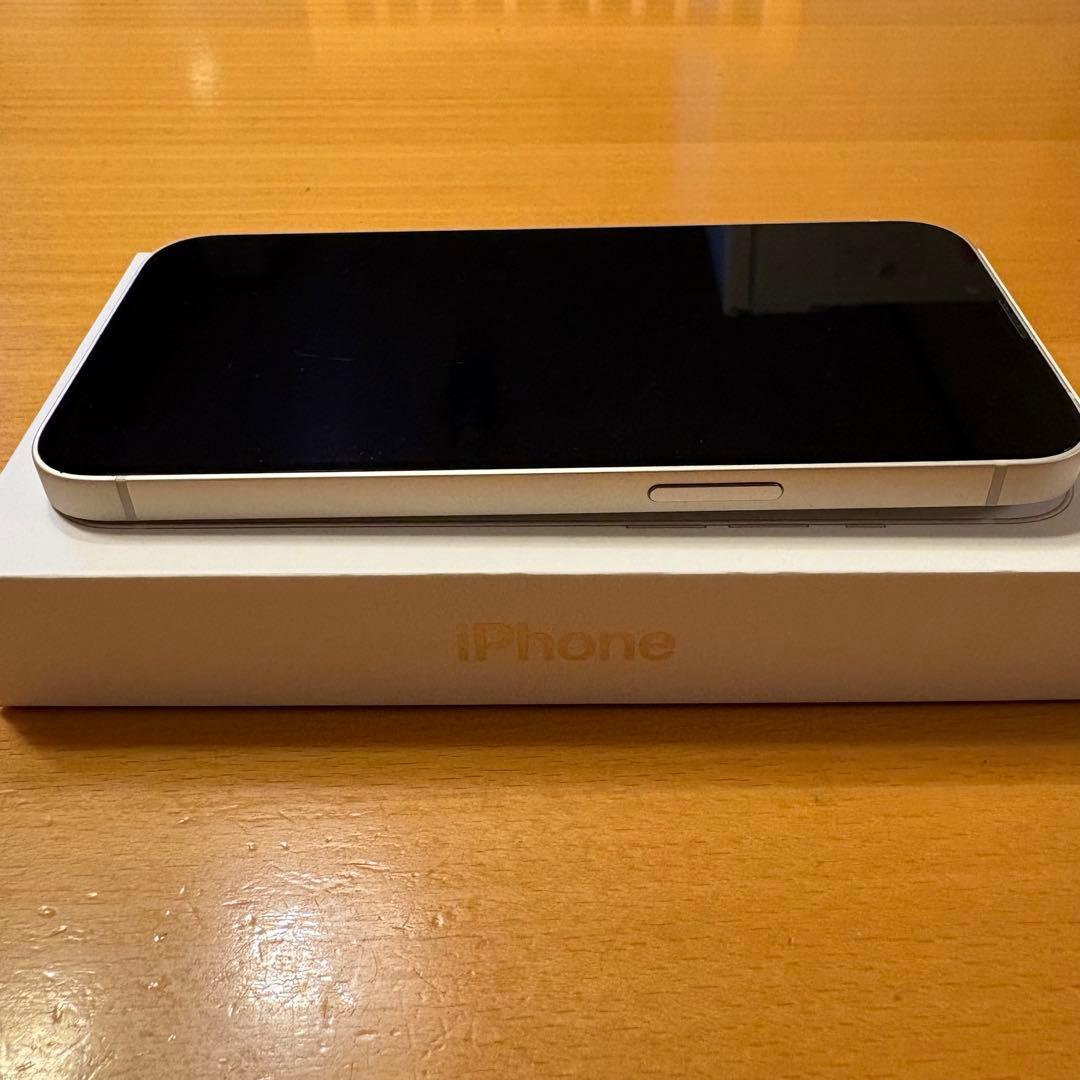 Apple iPhone13 128GB スターライト 本体