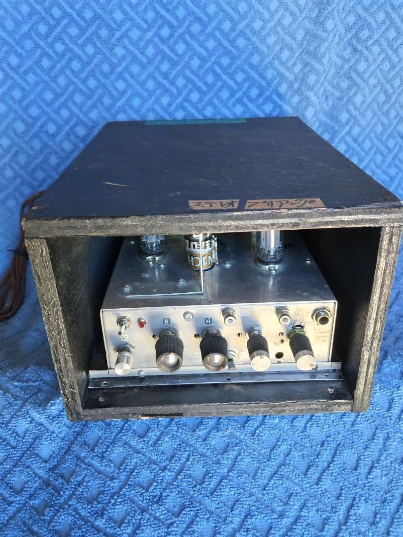 自作 マイク付き NF ステレオプリアンプ動作品の出品です。