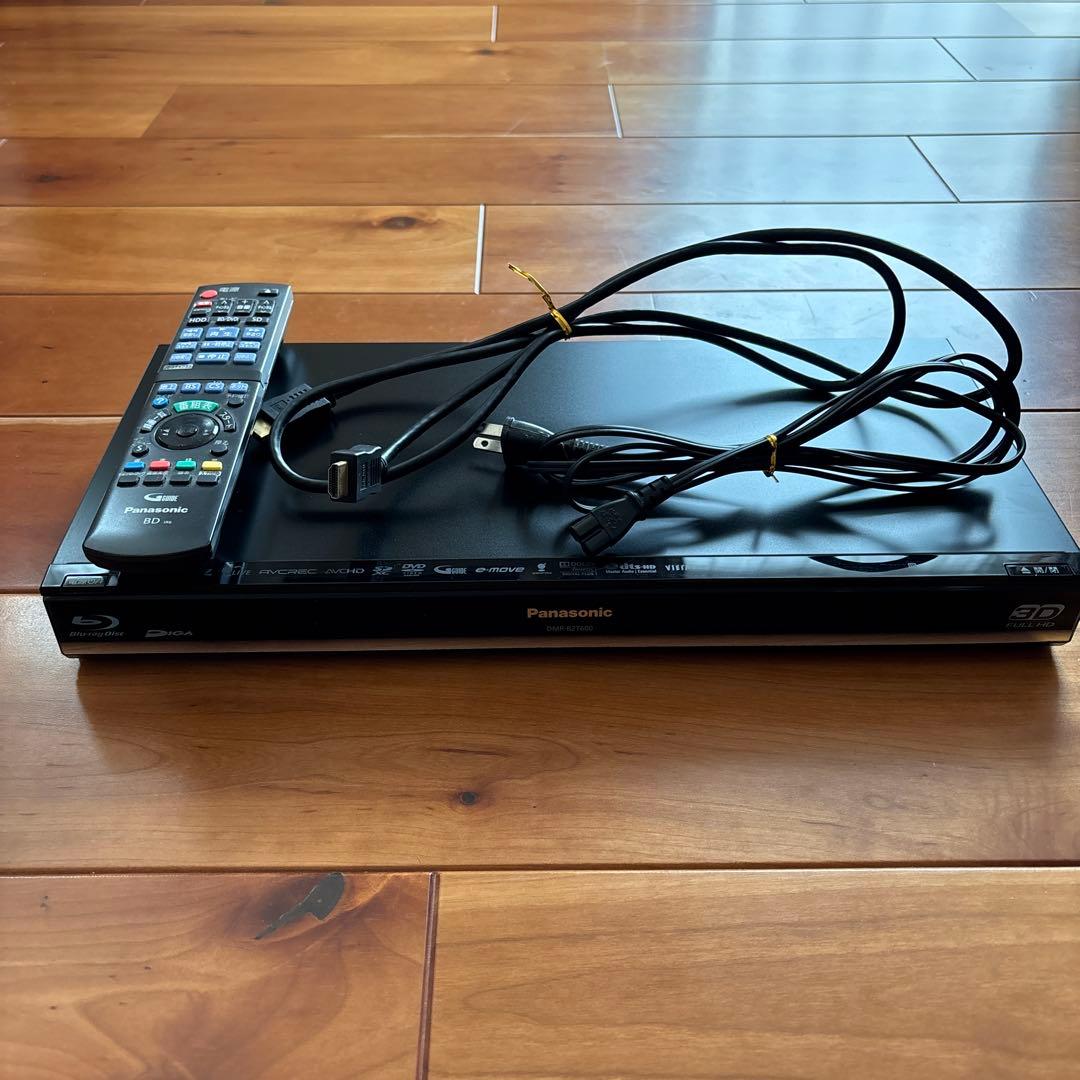 週末セール！パナソニック DMR-BZT600 ブルーレイレコーダー リモコン付