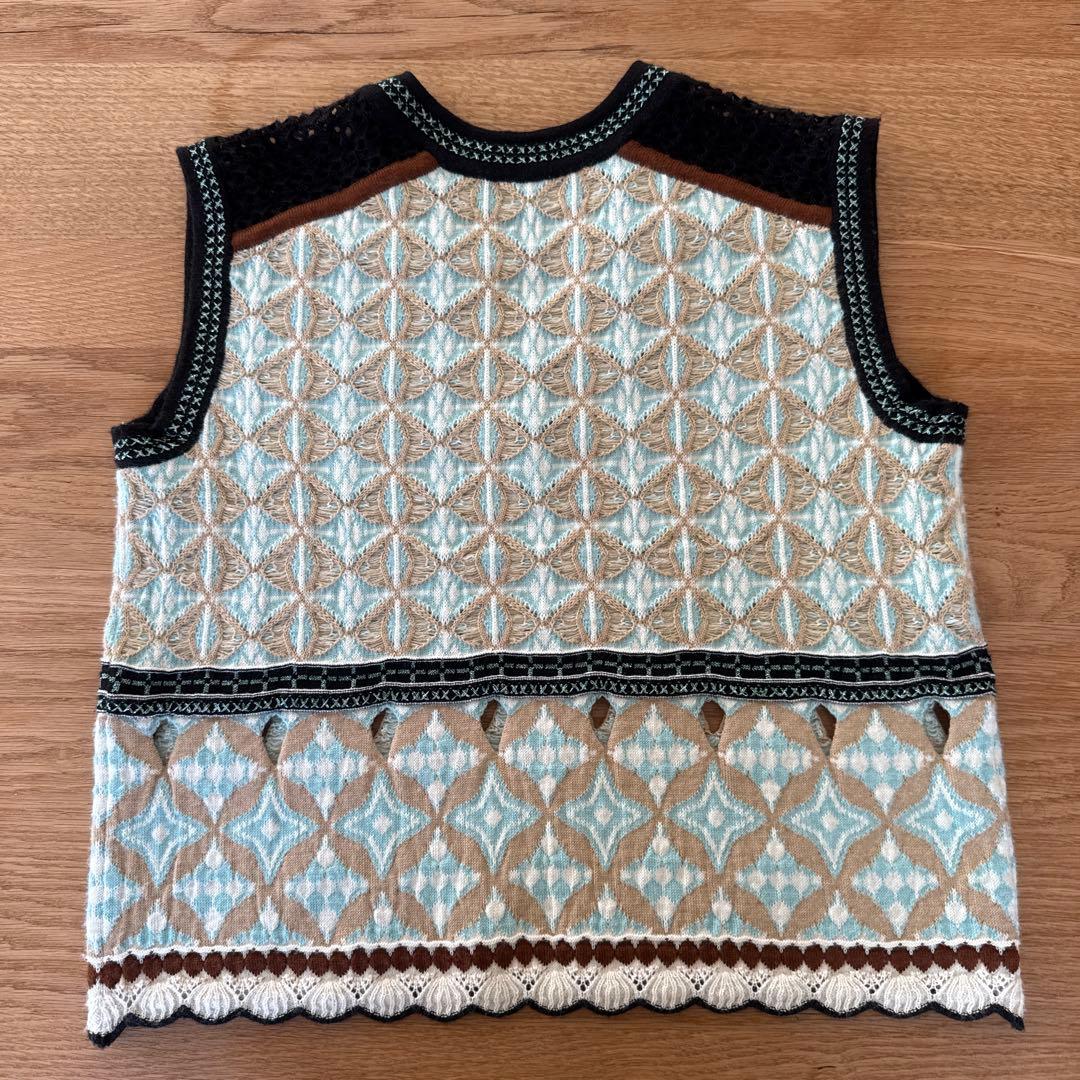 マメクロゴウチ　ニット