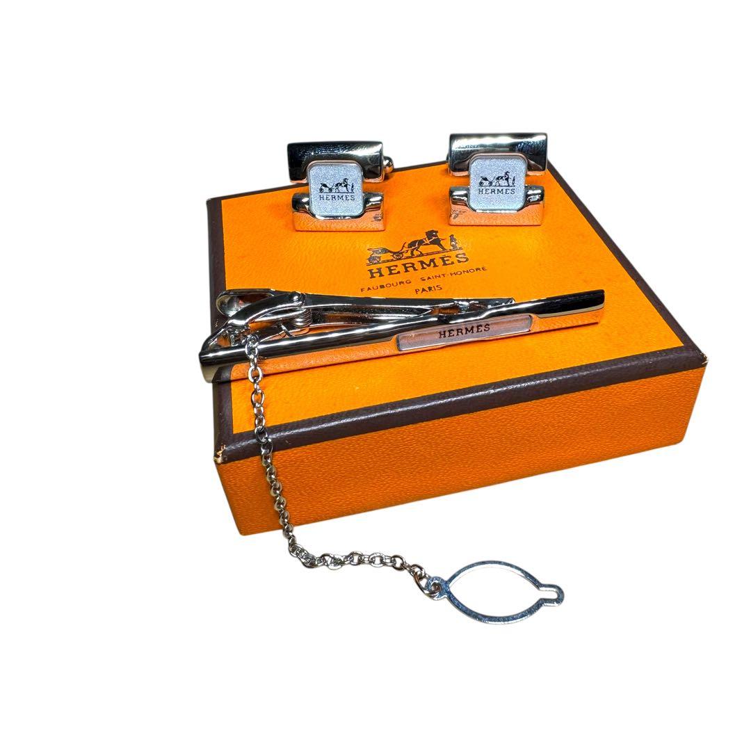 極美品 HERMES シルバー 馬車柄カフス ネクタイピン セット