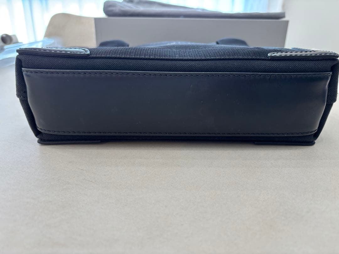 m*o様 BALENCIAGA バレンシアガ ネイビーカバス XS