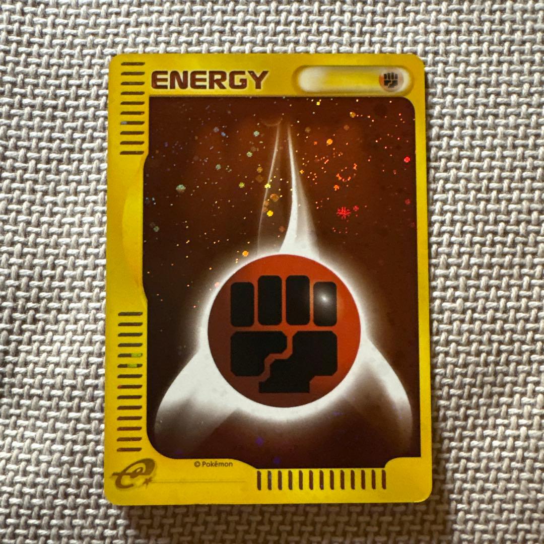 年*ル様 【美品】エネルギーカード8枚セット 草 炎 水 電気 格闘 超 悪 鋼