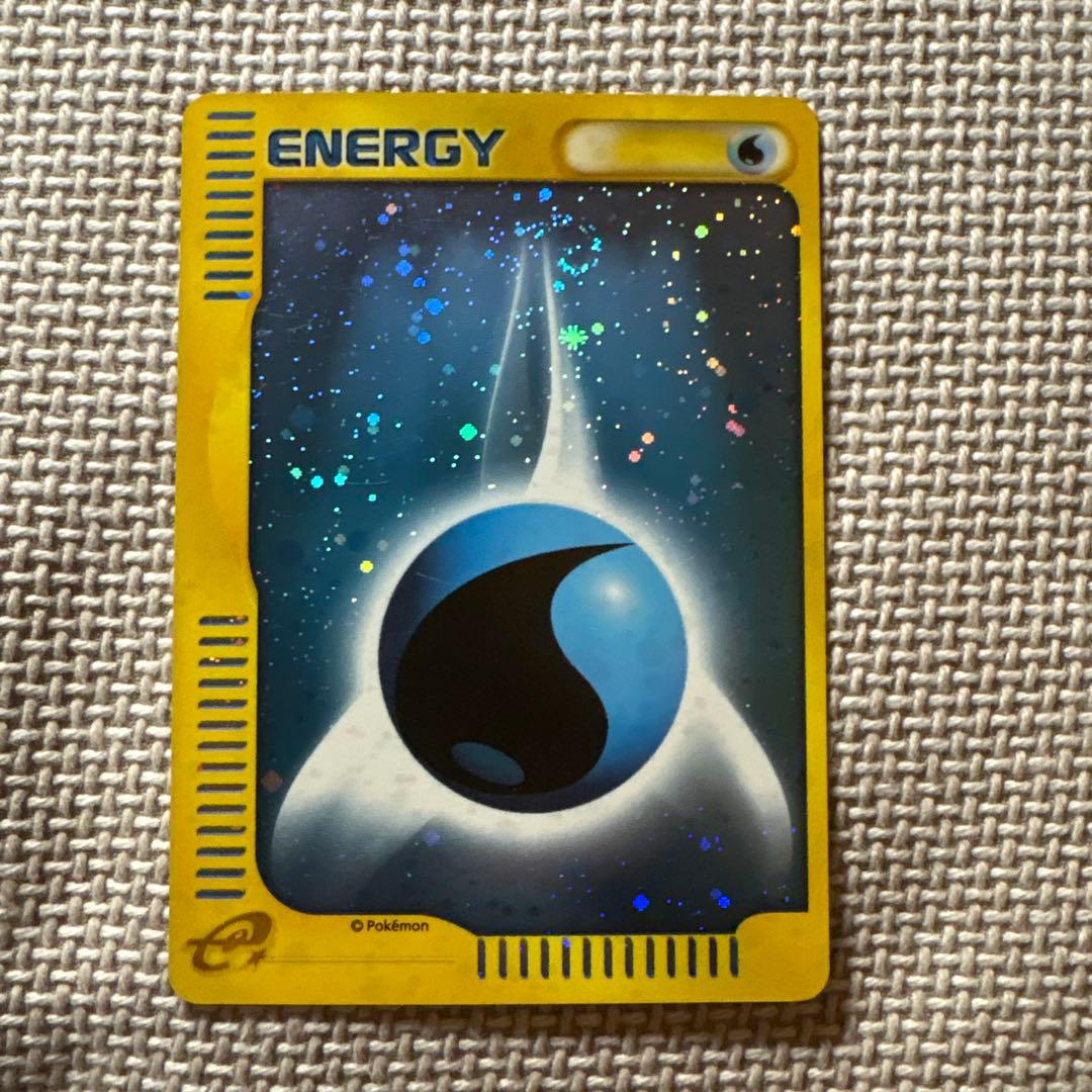年*ル様 【美品】エネルギーカード8枚セット 草 炎 水 電気 格闘 超 悪 鋼