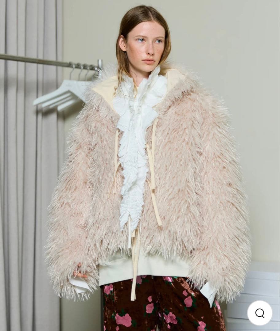 【新品未着用】メゾンスペシャル　ベージュ ファーコート フード付き