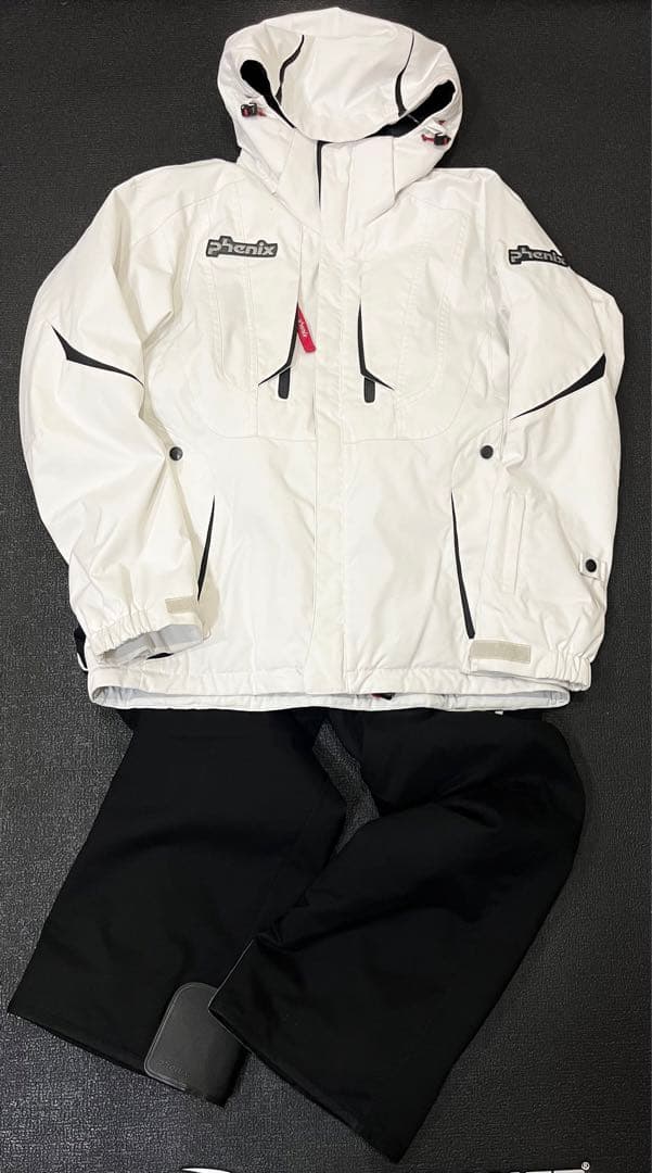 phenix フェニックス　 スキーウェア 上下セット サイズ　M