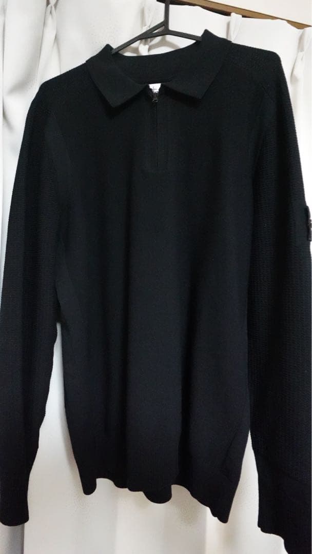 ストーンアイランド ブラック　ポロニット（長袖）