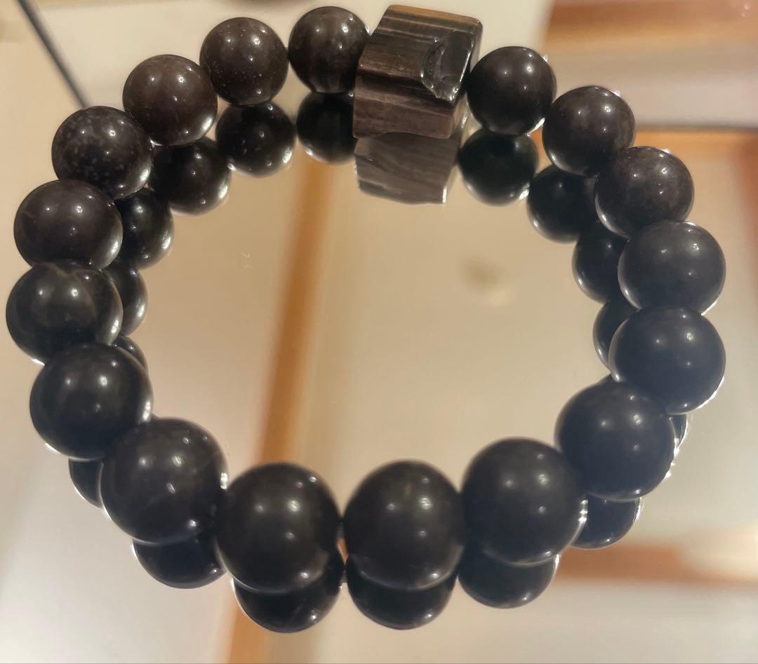 ぼ*ん様 天然石 ブレスレット 神居古潭石 チョコ　北海道　珪化木　デザインブレ