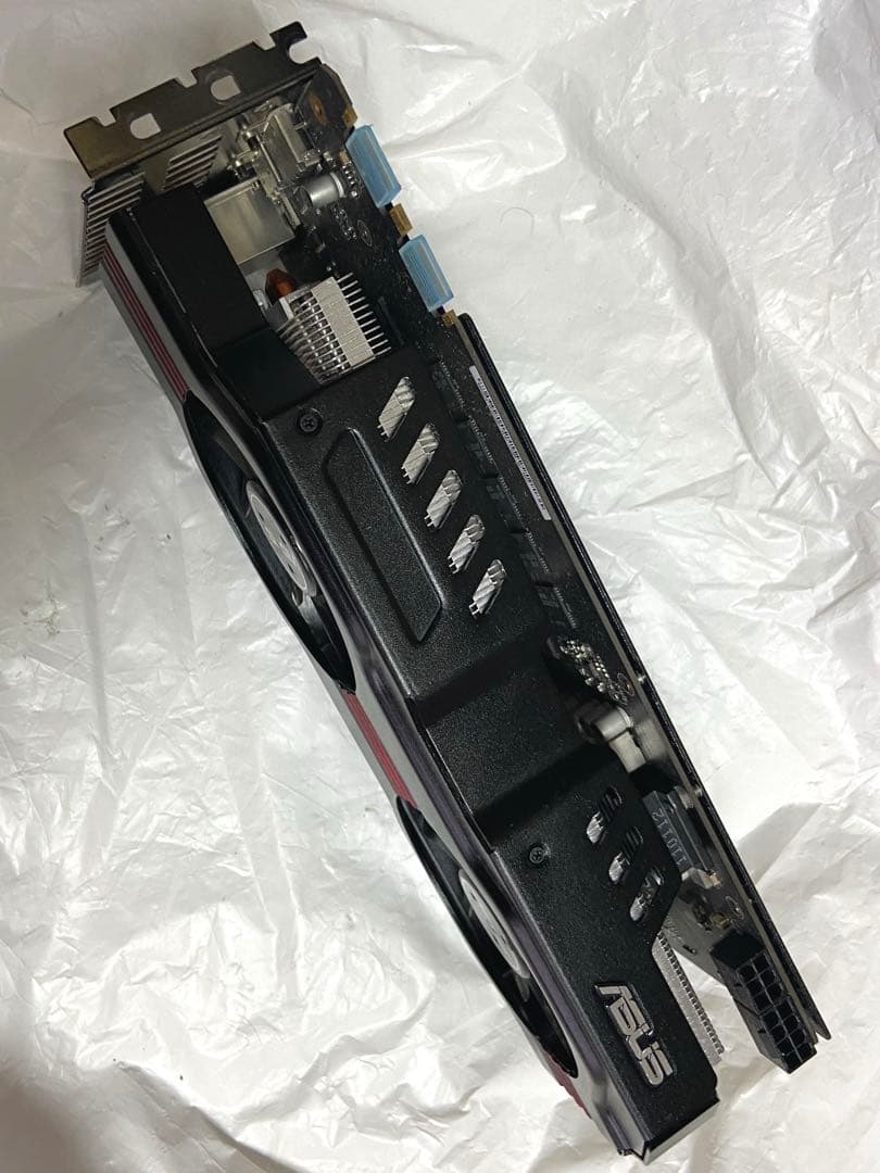 ASUS DirectCU II グラフィックボード