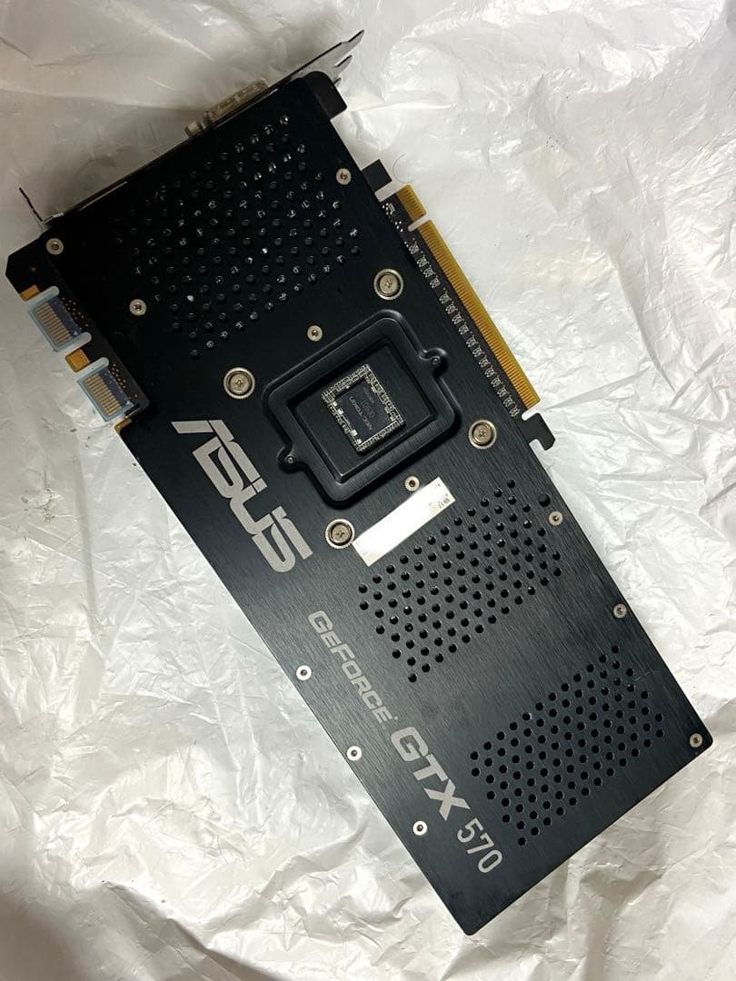 ASUS DirectCU II グラフィックボード