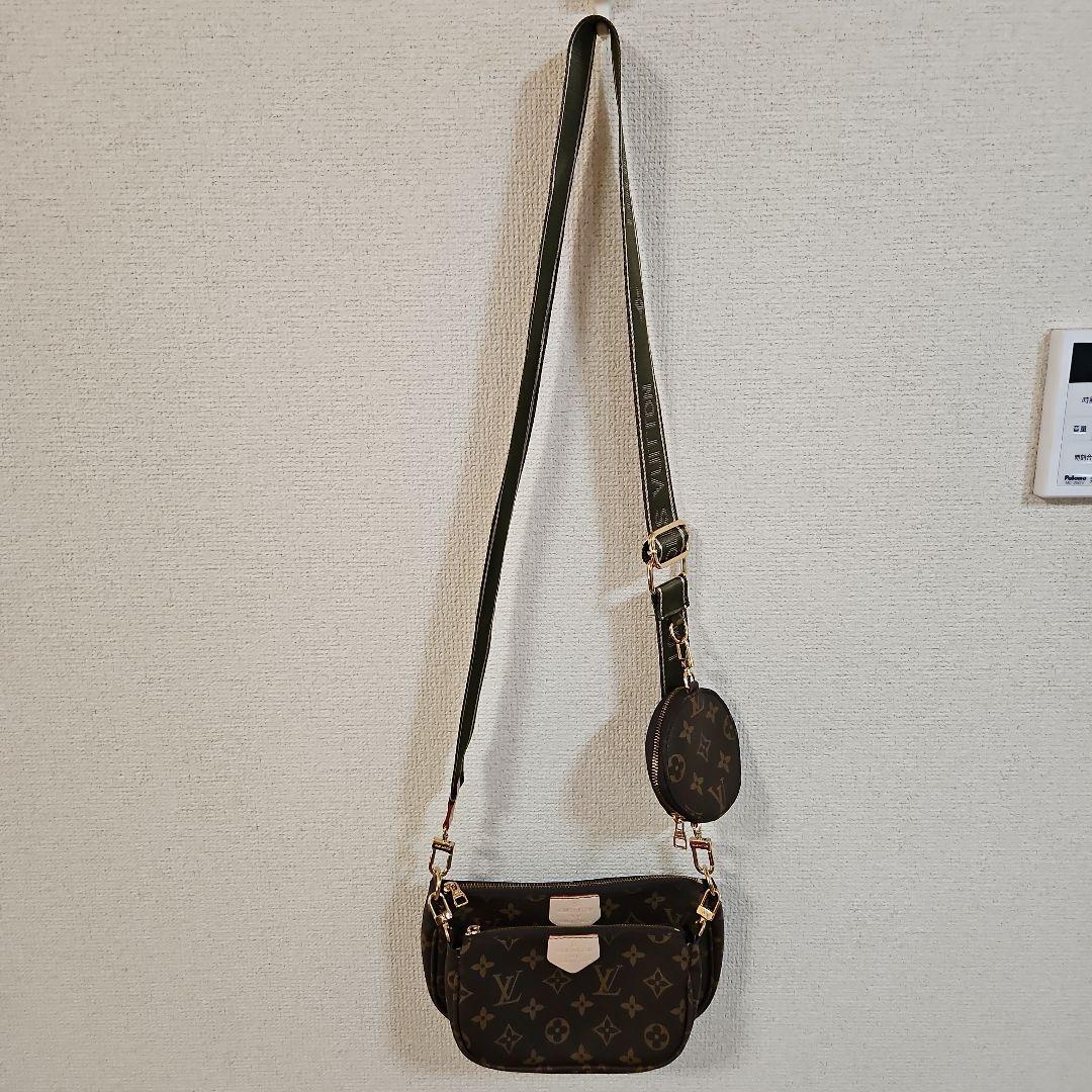 B*️様 ルイヴィトン ショルダーバッグ ノベルティ