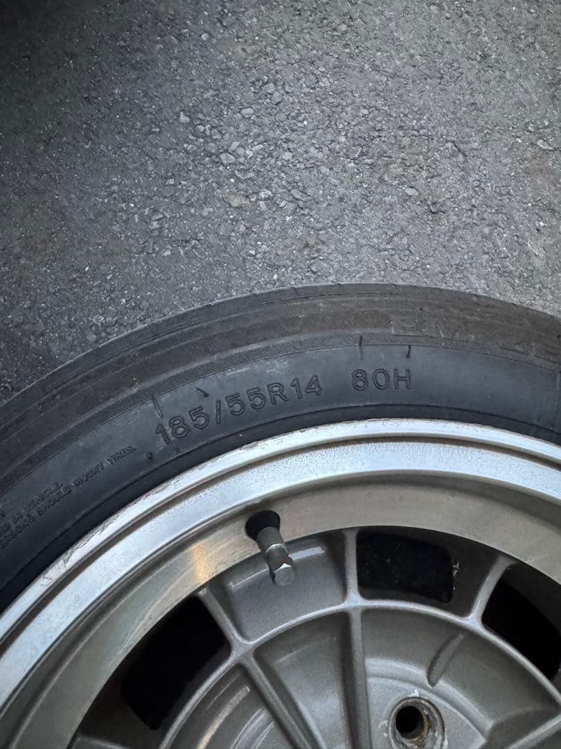 も*ー様 トスコホイール　8J-18.8J+-0　114.3 4H 4本セット