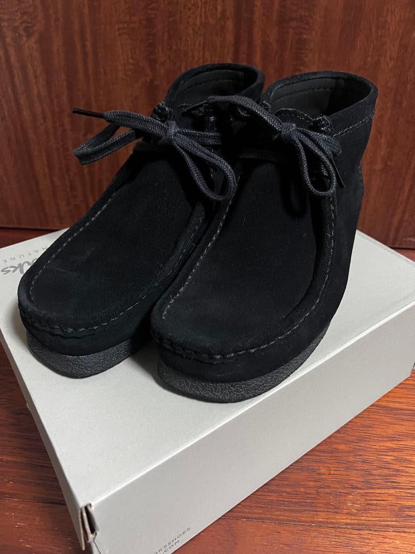 Clarks クラークス ワラビー ブラックスエード ラバーソール 国内正規品
