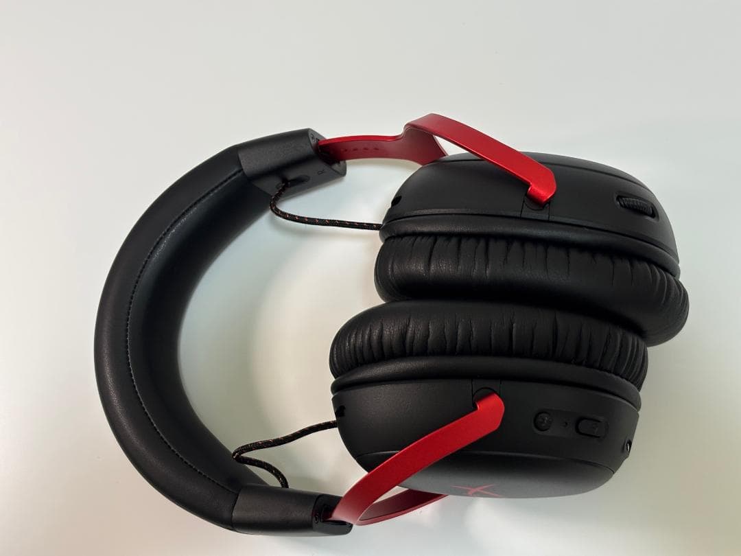 参考用　HyperX Cloud III Wirelessゲーミングヘッドセット