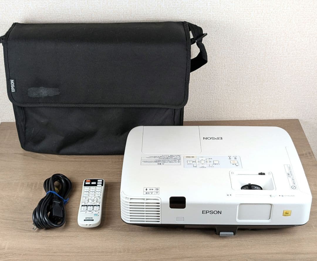 【美品】EPSON エプソン EB-1960 プロジェクター 5000lm高輝度