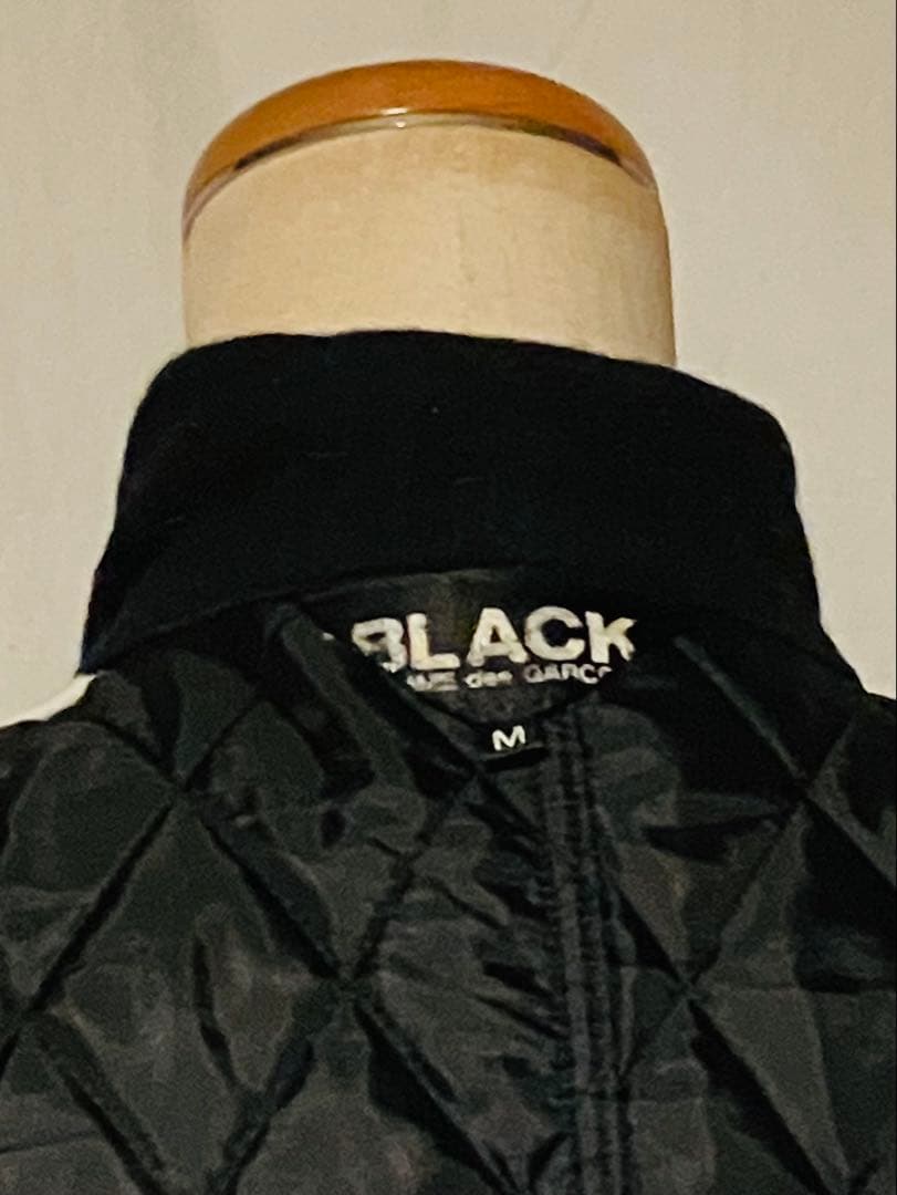 美品ブラックコムデギャルソン　キルティングジャケット