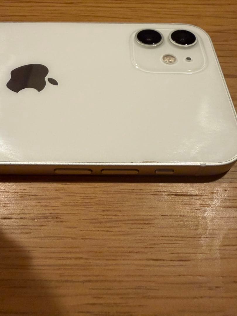 Apple iPhone 12ホワイト 本体